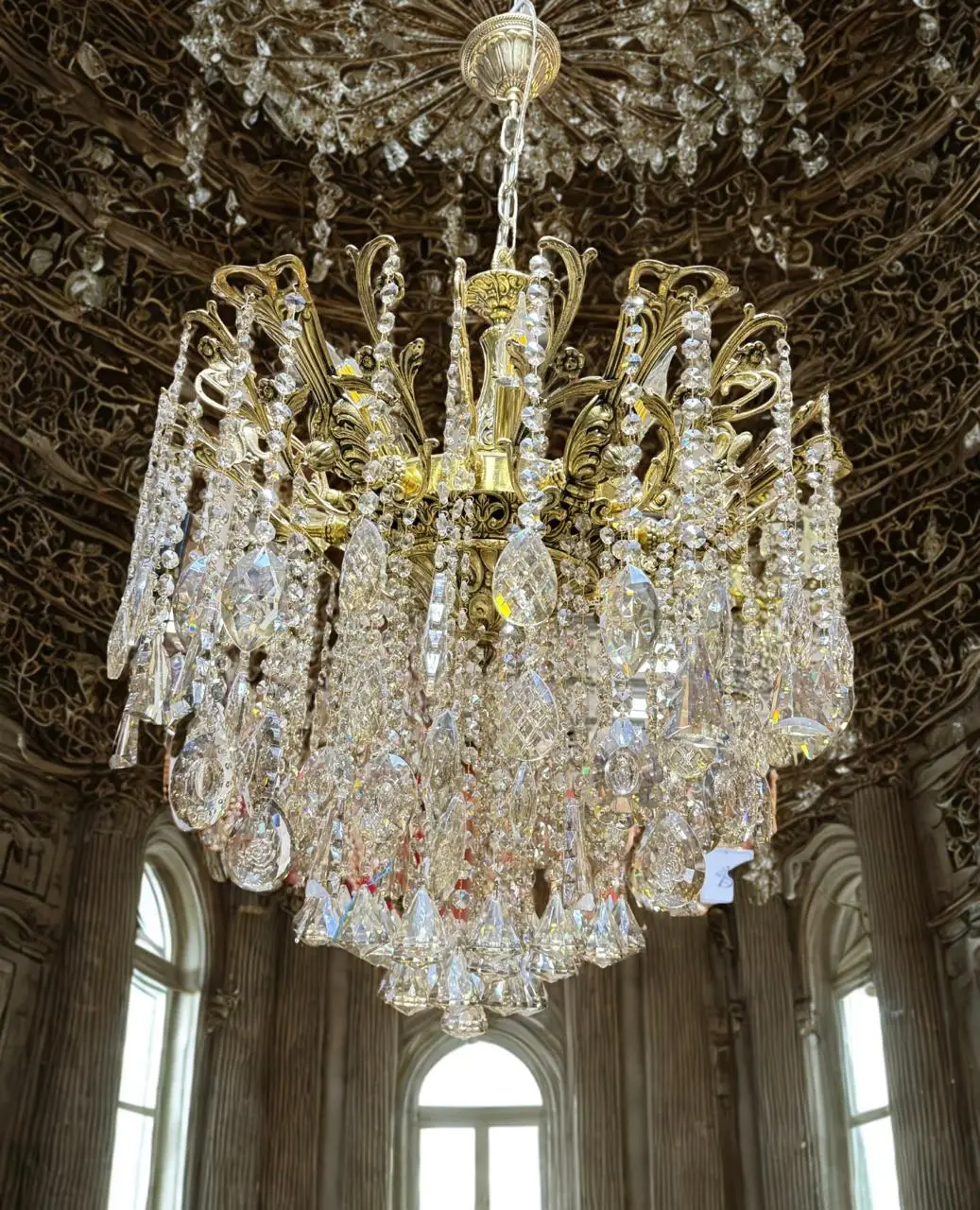 Lustre en bronze – Élégance intemporelle - Image 7